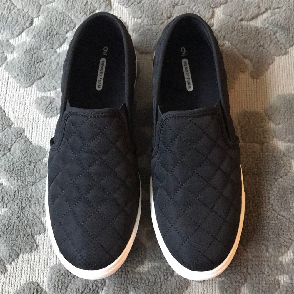 Women’s Shoes 🎀